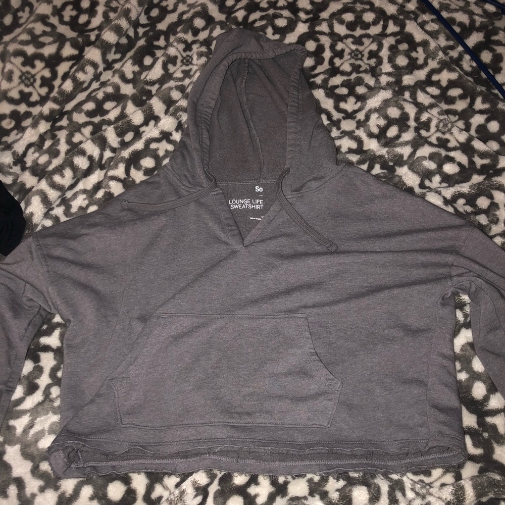 Medium grey long sleeve crop top sweatshirt